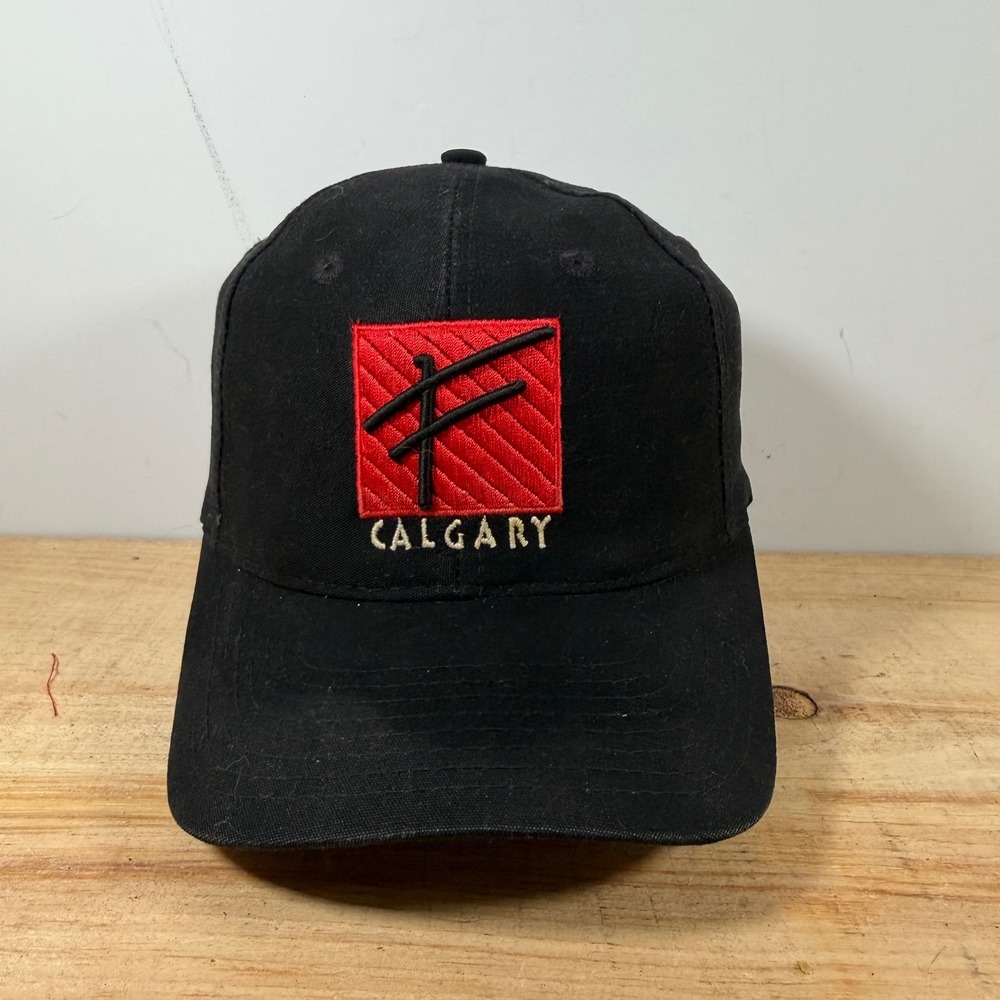 Calgary Flames Hat Mens OSFA Black Strapback Vintage 90s Sports Specialties Cap